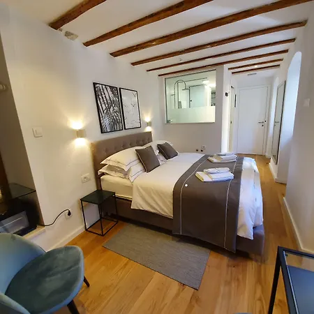 The At Frühstückspension