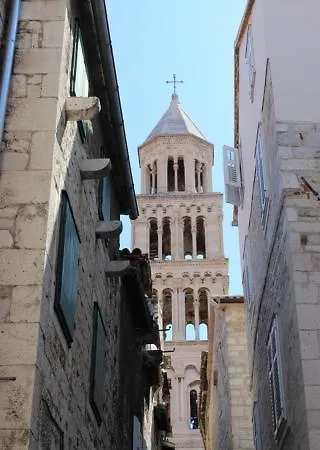 Frühstückspension The At 4*