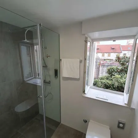 Bed & Breakfast The At 4*