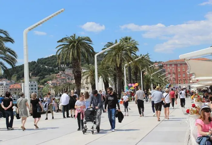 Bed & Breakfast The At Split