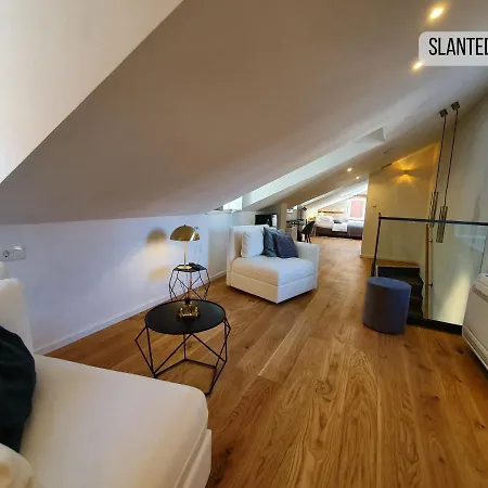 فندق مبيت وإفطار The At سبليت