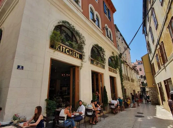 Bed & Breakfast The At Split