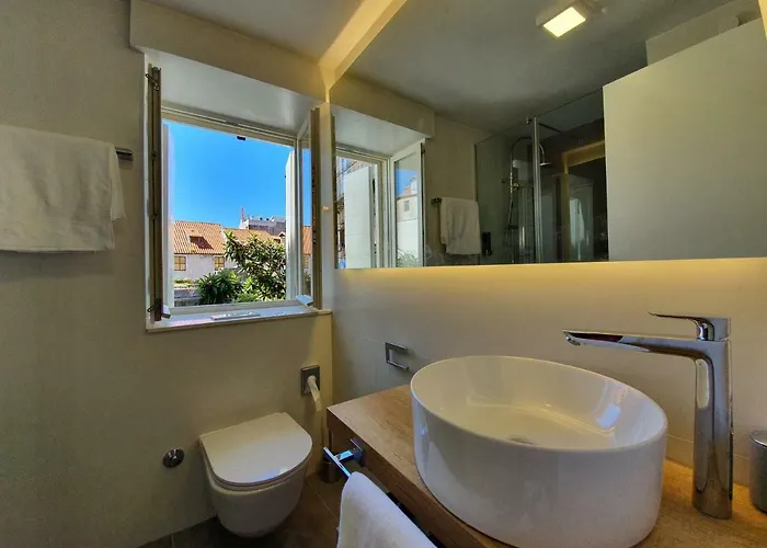 The At Bed & Breakfast